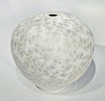 Pearl Bulb #253 by Bill Boyd at The Avenue Gallery, a contemporary fine art gallery in Victoria, BC, Canada.