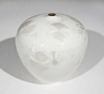 Pearl Bulb #548 by Bill Boyd at The Avenue Gallery, a contemporary fine art gallery in Victoria, BC, Canada.