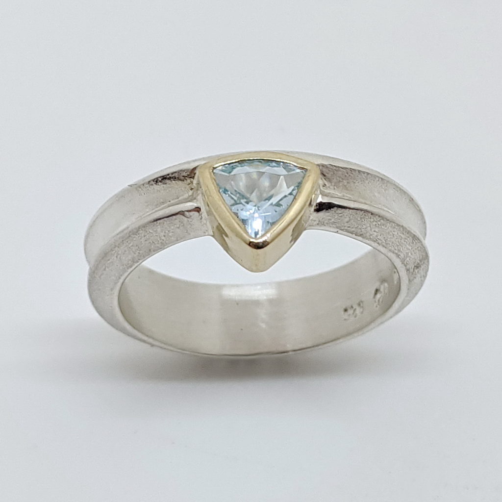 Aqua Ring by Andrea Roberts at The Avenue Gallery, a contemporary fine art gallery in Victoria, BC, Canada.