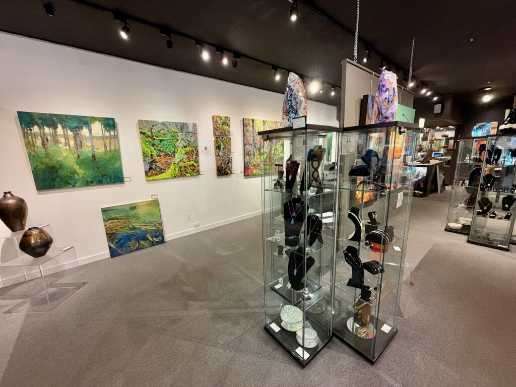 Inside The Avenue Gallery: paintings, art glass and jewellery cases